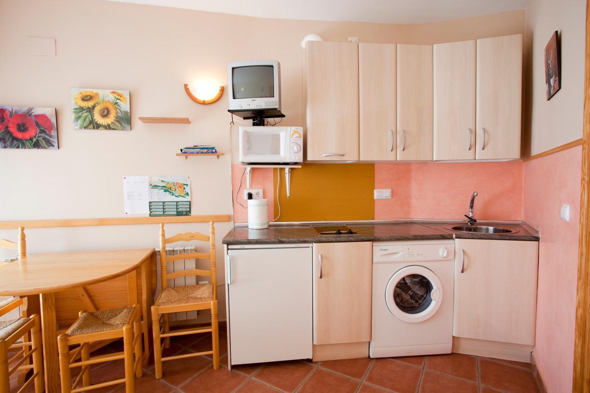 Apartamentos Rurales "La Fuentecilla" Banos De Montemayor Extérieur photo