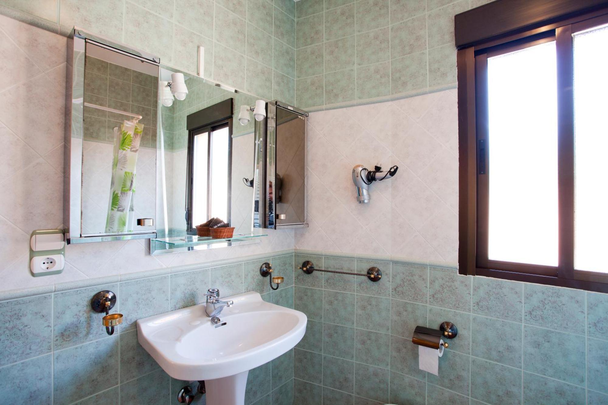 Apartamentos Rurales "La Fuentecilla" Banos De Montemayor Extérieur photo